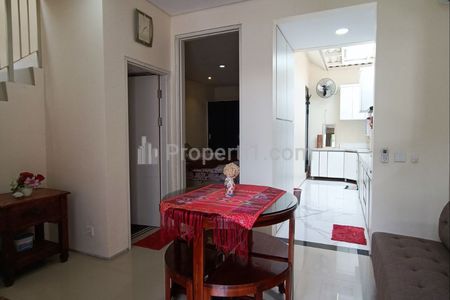 Sewa Rumah Full Furnish Northwest Citraland Utara Surabaya Barat