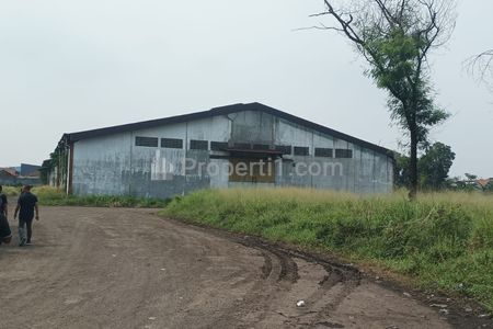 Sewa Gudang Nego Luas Tanah 3,2 Hektar Bangunan 5000m2, Akses Truk Tronton di Sukadanau, Cikarang Barat, Bekasi, Jawa Barat