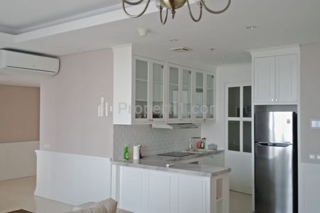 Jual Apartemen Voila Ciputra World Surabaya Baru Gress, Mewah Lantai 32 Tipe 3+1 BR Furnished