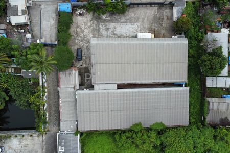 Jual Gudang SHM Akses Kontainer Luas 1821m2 Bangunan 1100m2 di Tanjung Pura, Pegadungan, Kalideres, Jakarta Barat