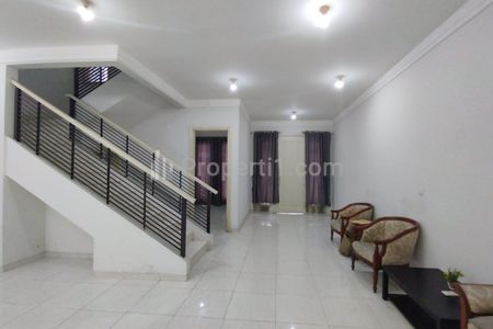 Sewa Rumah Tahunan Alam Sutera Sutera Palma | LT 200m² Taman Asri 4+1 Kamar
