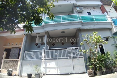 Dijual Rumah 2 Lantai 500 Jutaan di Lebak Jaya Surabaya