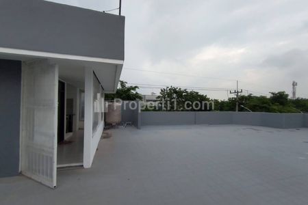 Disewakan Ruko di Jalan Raya Kenjeran Surabaya Timur LT 374m2 Dimensi 22x17