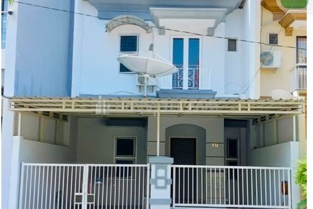 Disewakan Rumah di Pantai Mentari Surabaya