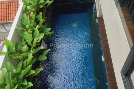 Disewakan Rumah Cantik dengan Private Pool Belakang Citos, Cilandak, Jakarta Selatan