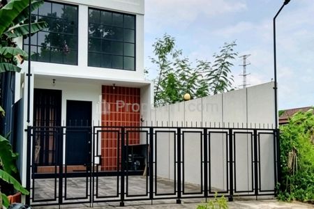 Jual Rumah Mewah Kualitas Hotel Bintang 5 di Kawasan Kuliner Favorit Sleman Yogyakarta
