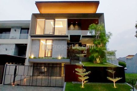 Dijual Rumah Mewah Brand New Citraland Surabaya Somerset Dimensi 12x25 SHM