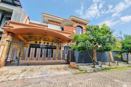 Jual Rumah Mewah Siap Huni Model Hook Full Furnish di Galaxy Bumi Permai Surabaya