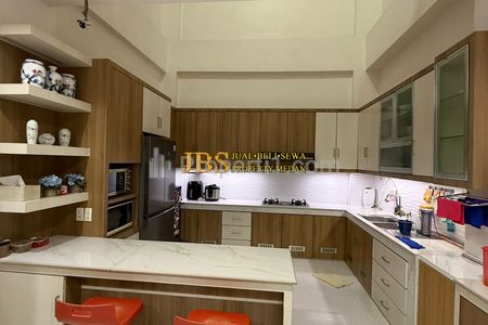 Dijual Cepat Rumah Full Furnished Komplek Evergreen Jl. Amal (Ringroad), Medan