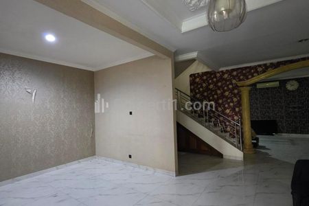 Dijual/Disewakan Rumah Full Renovasi di Harapan Indah Boulevard Bekasi