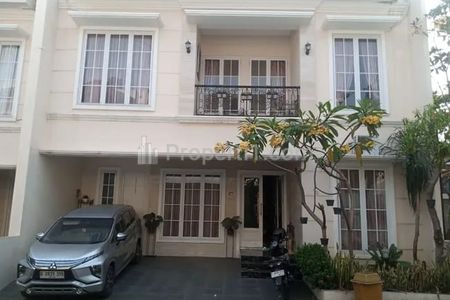 Dijual Rumah Komplek Bagus Full Furnished di Cinere, Depok