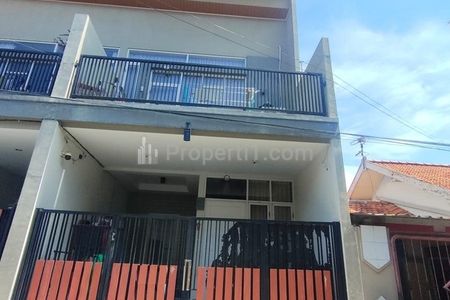Dijual Rumah Aset Lelang Lebak Jaya Tambaksari Surabaya 2 Lantai SHM