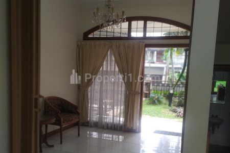 Disewakan Rumah Bagus Strategis Sayap Sutami Bandung