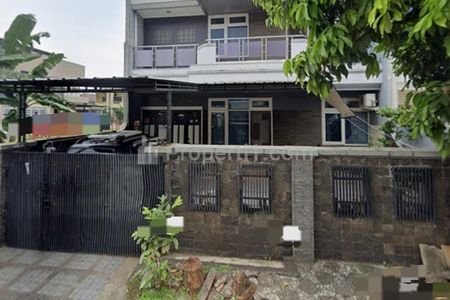 Dijual Rumah Bagus Siap Huni di Taman Modern Jakarta Timur