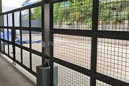 Disewakan Gudang Siap Pakai Dilengkapi Loading Dock dan Loading Leveler di Kawasan Industri Hyundai Bekasi