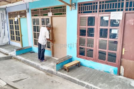 Dijual Rumah Kontrakan 4 Pintu di Pamulang, Dekat UNPAM, Tangerang Selatan (Nego)!