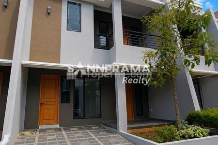 Dijual Rumah 2 Lantai Murah Siap Huni Lokasi Strategis di Pancoran Mas Depok