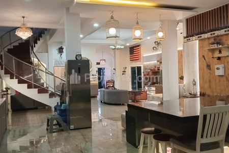 Jual Rumah Mewah Taman Holis Indah 1 Dekat Kopo Bandung