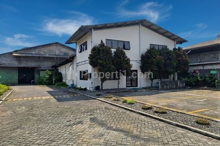 Dijual Gudang Ex Pabrik Jalan Raya Setu Dekat Kawasan MM2100 Cibitung
