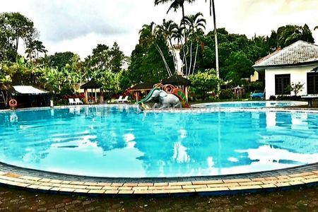Jual Cepat Villa Full Renov / Full Furnished di Cipanas / Puncak, Komplek Indo Alam Hotel & Resort Blok G. - LT 264 m2 / LB 200 m2, SHM