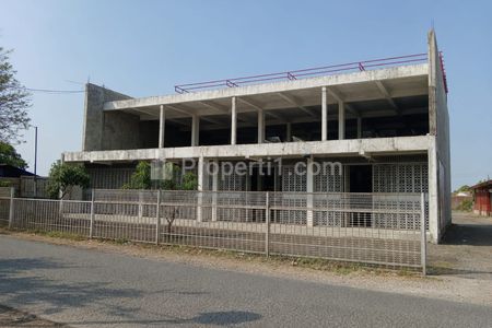 Disewakan Ruko Proses Finishing dengan Traffic Sangat Ramai di Jalan Raya Serang Cibarusah Bekasi