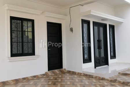 Jual Rumah Joglo 4+1Bedroom Lokasi Sangat Strategis!