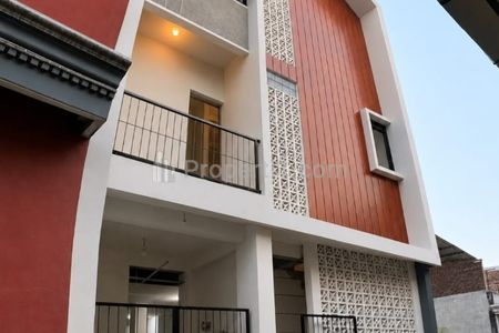 Dijual Kost-kostan 3 Lantai di Merjosari Malang