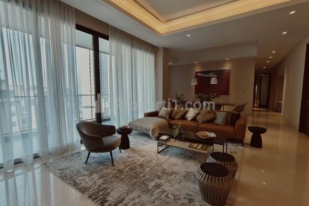 Dijual Apartemen Unit Mewah 3+1 BR Regent Residences, Fully Furnished 251 m2