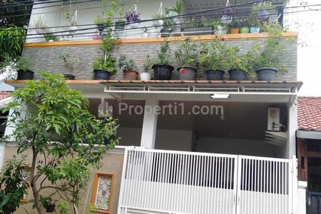 Dijual Rumah Minimalis Bagus di Harapan Indah Cluster Taman Sari Bekasi