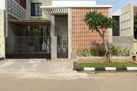 Dijual Rumah Cantik 2 Lantai Full Furnished di Prima Harapan Regency Bekasi