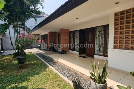 For Rent 1-Storey House in Kemang, South Jakarta – 570m² Land, 4BR + Pool