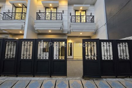 Dijual Rumah Baru Non Komplek Siap Huni di Duren Sawit, Jakarta Timur 
