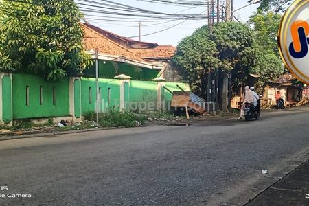 Dijual Rumah 2 Lantai di Pinggir Jalan Sultan Agung Bekasi