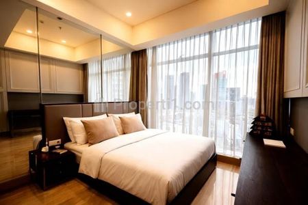 Disewakan Apartemen South Hills 3 BR Modern Furnished Termurah Strategis