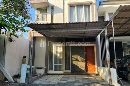 Dijual Rumah Royal Residence Wiyung Surabaya - Spesial 4+1 Kamar Tidur Full Furnished Modern - Carport 2 Mobil - Dekat Pakuwon Mall, Citraland