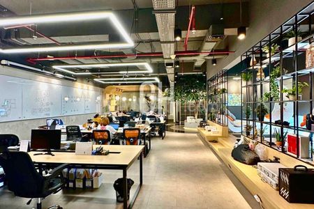 Disewakan Office 8 Senopati Luas 321 m2 di Kebayoran Baru, Jakarta Selatan