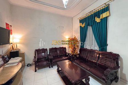 Dijual Ruko Siap Huni Terawat di Jalan Sutrisno Gang F - Medan Area