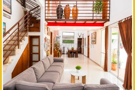 Dijual Rumah Mewah di Kaliurang Dekat UGM Pogung Mlati Sleman - Hitung Tanah 555m2 SHM IMB