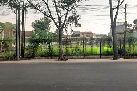 Jual Tanah 2349 m2 SHM Muka 38 Meter Super Strategis untuk Komersial Sekolah Perkantoran Pertokoan Pergudangan Resto Café di Jl. Buah Batu Bandung
