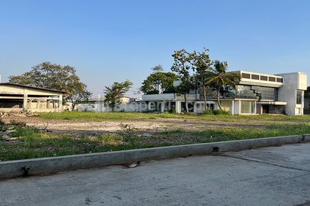 Jual Gudang dan Kantor Hitung Tanah 3,4 Hektar SHM Bebas Banjir Akses Container 40 Feet di Kawasan Industri dan Pergudangan Jl. Cibaligo Cimahi