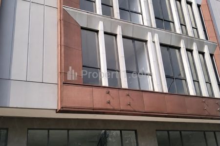 Disewakan Ruko Murah Bagus Lokasi Strategis di Front Row Kota Wisata Cibubur Siap Pakai dan Siap Usaha