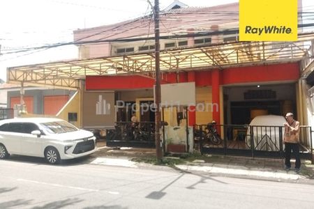 Dijual Rumah Kantor Jalan Rungkut Asri Utara Surabaya Luas 420m2 SHM