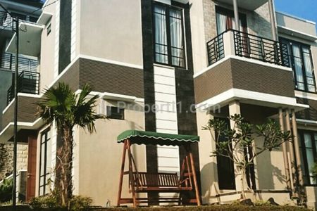 Dijual Villa 2 Lantai di Batu Abdul Gani Atas Jatim