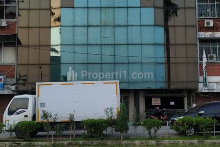 Disewakan Ruko 3 Gandeng di Kompleks Grogol Permai