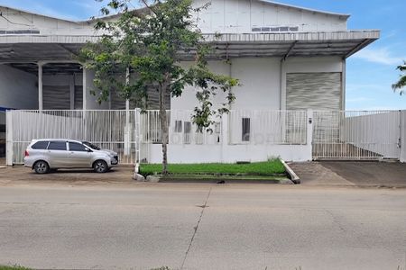 Disewakan Gudang Loading Dock di Kawasan Industri Delta Silicon Lippo Cikarang