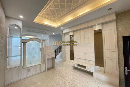 Jual Rumah Baru 3 Tingkat di Komplek Cemara Asri Medan Jalan Azalea 2