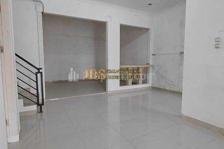 Dijual Rumah Siap Huni Komplek Citra Garden Cluster Mansion Garden, Medan