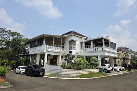 Dijual Rumah The Green Hook Bagus Semi Furnished BSD, Tangerang Selatan