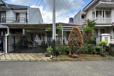 Dijual Rumah Best Location ROW Jalan Lebar dan Linkungan Tenang di Pondok Indah