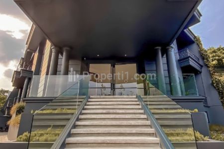 Disewakan Mini Gedung/Ruang Usaha di Area Menteng Jakarta Pusat SSP715